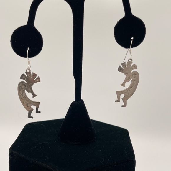 Sterling Silver Kokopelli Earrings Dangle 925 Dancer Feathers & Flute - Picture 2 of 14